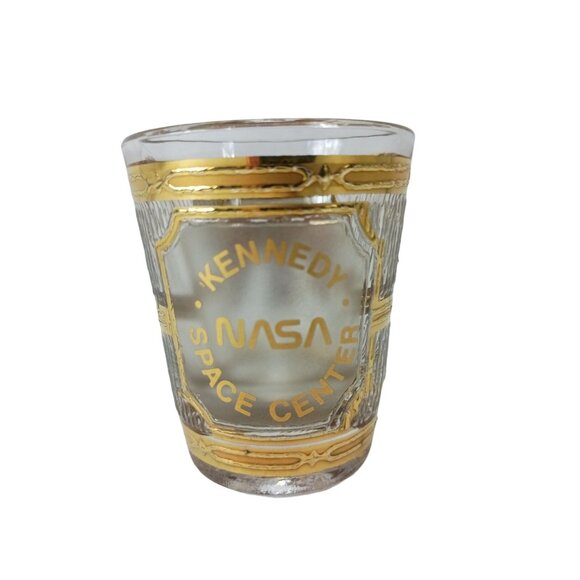 22 Karat Gold Culver Kennedy Nasa Space Center Space Shuttle Shot Glass - Picture 4 of 6